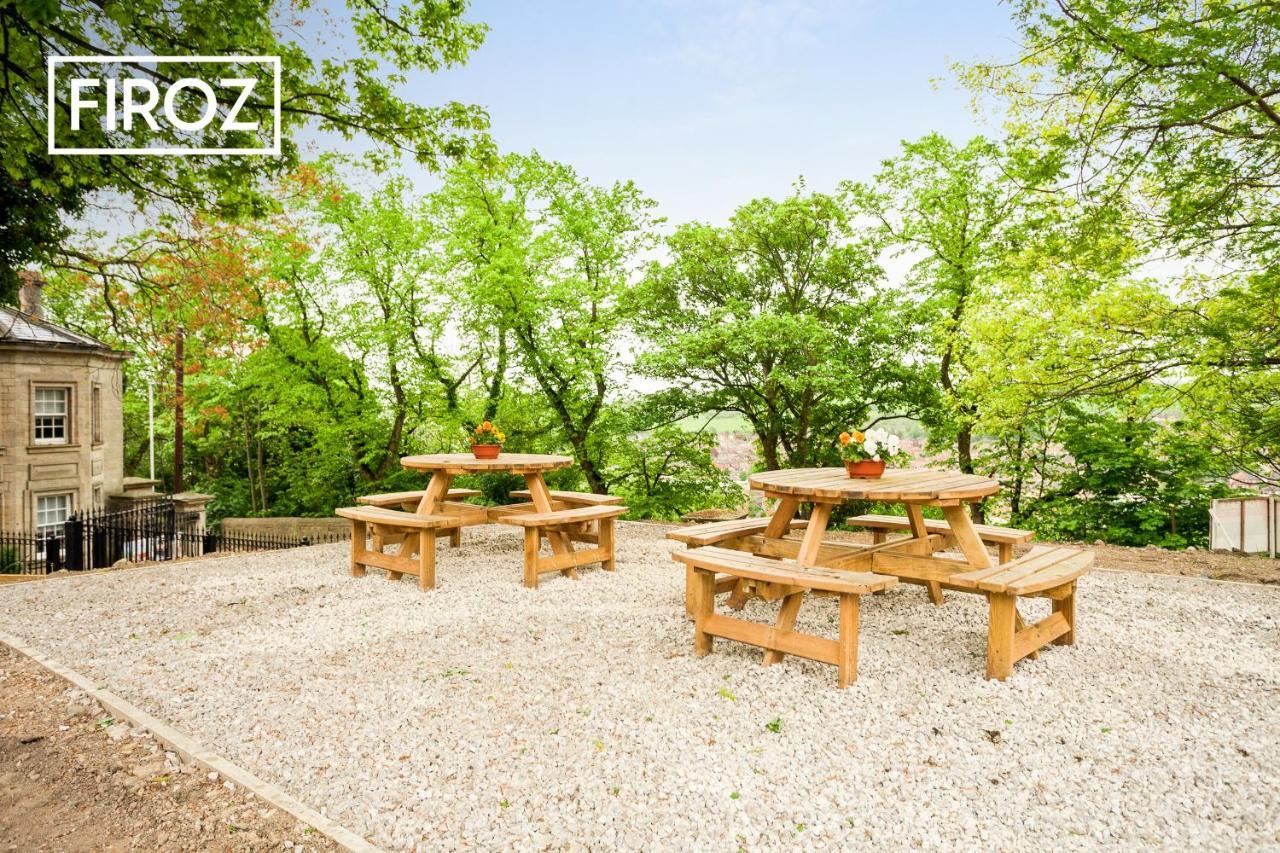 Spacious 4 Bedroom 3 Bath House For Families & Contractors With Free Parking, Fast Wi-Fi & Netflix By Firoz Property Management Leeds  Luaran gambar
